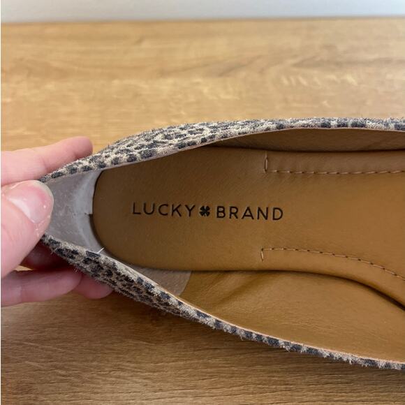 Lucky Brand Womens Archh Almond Toe Asymmetrical Ballet Flats Leopard Size 7 - Picture 5 of 7